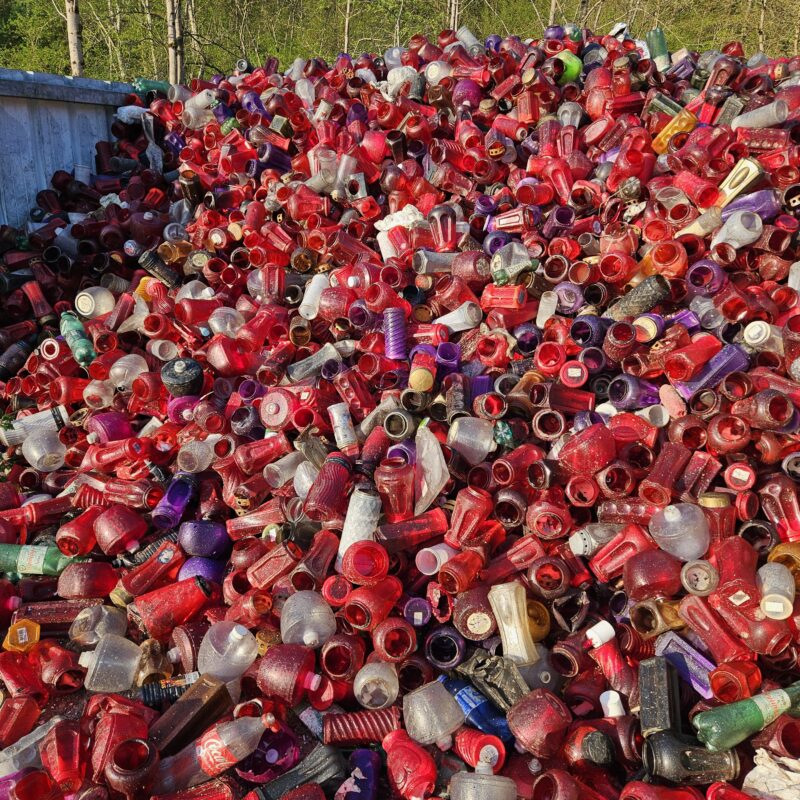 Pokopališče naj ne bo smetišče – Trajnostni spomin na pokojne 🕯️♻️🥀